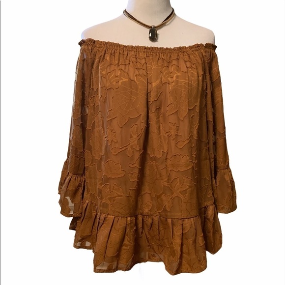 Cupio off shoulder or on bronze color lined top - Picture 1 of 12